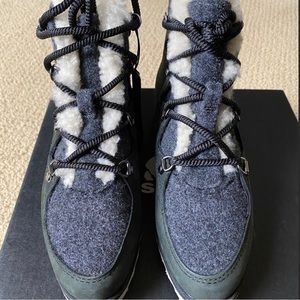 ✨ NEW Sorel Waterproof Black & Grey Boots ✨